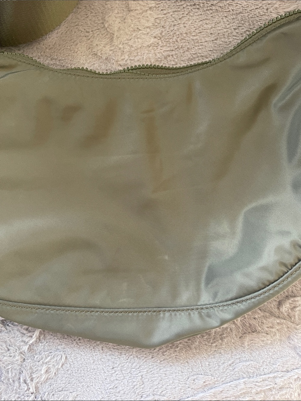 Quince Olive Green Shoulder Bag - Picture 8 of 8